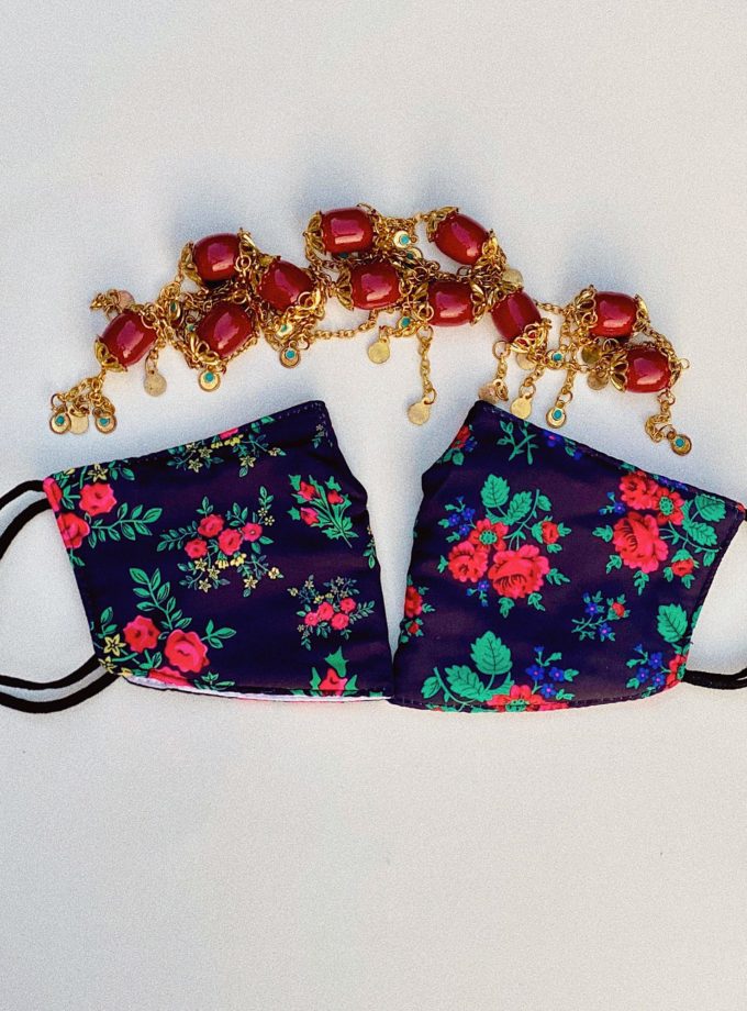 Black Gul Shin (Blue Flower)