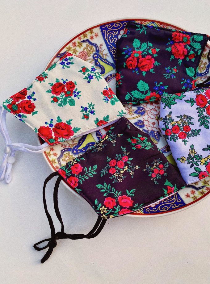 Black Gul Shin (Blue Flower)