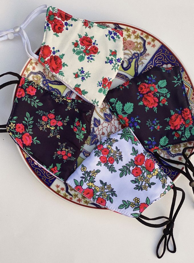 Off-White Gul Shin (Blue Flower)