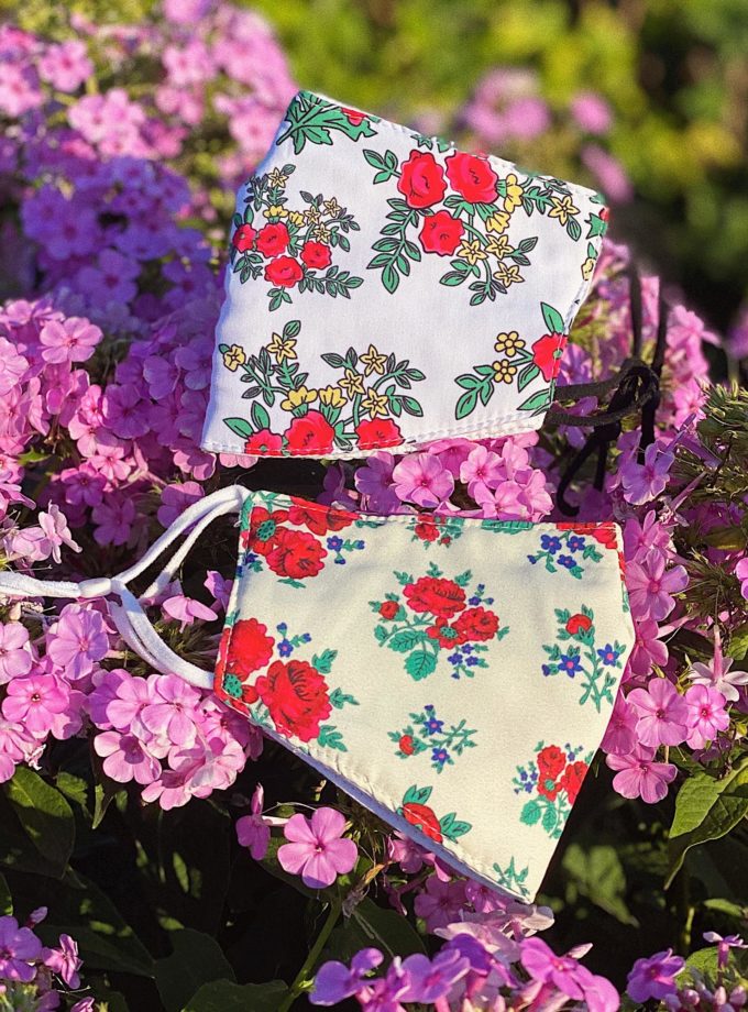 Off-White Gul Shin (Blue Flower)