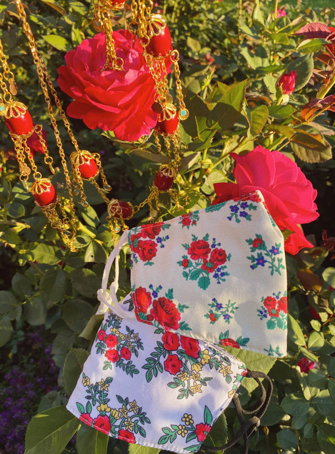 Off-White Gul Shin (Blue Flower)