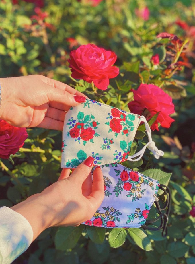 Off-White Gul Shin (Blue Flower)