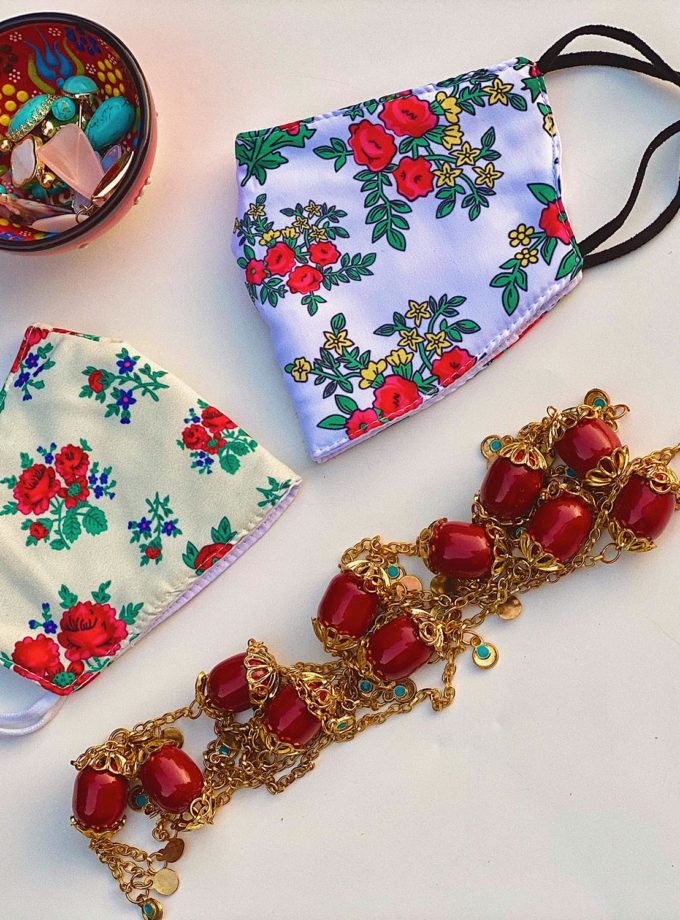 White Gul Zerd (Yellow Flower)